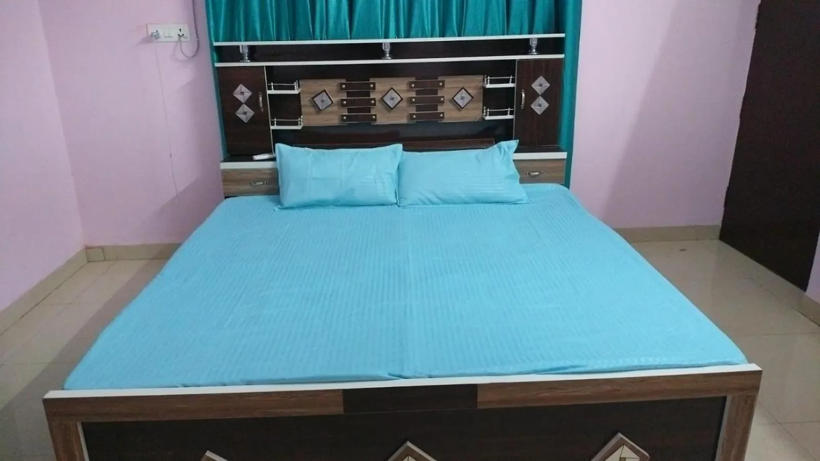 Durgakund Home Stay location