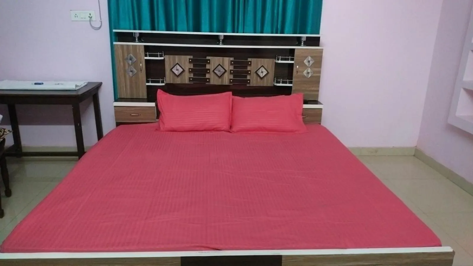 Durgakund Home Stay Varanasi Apartment